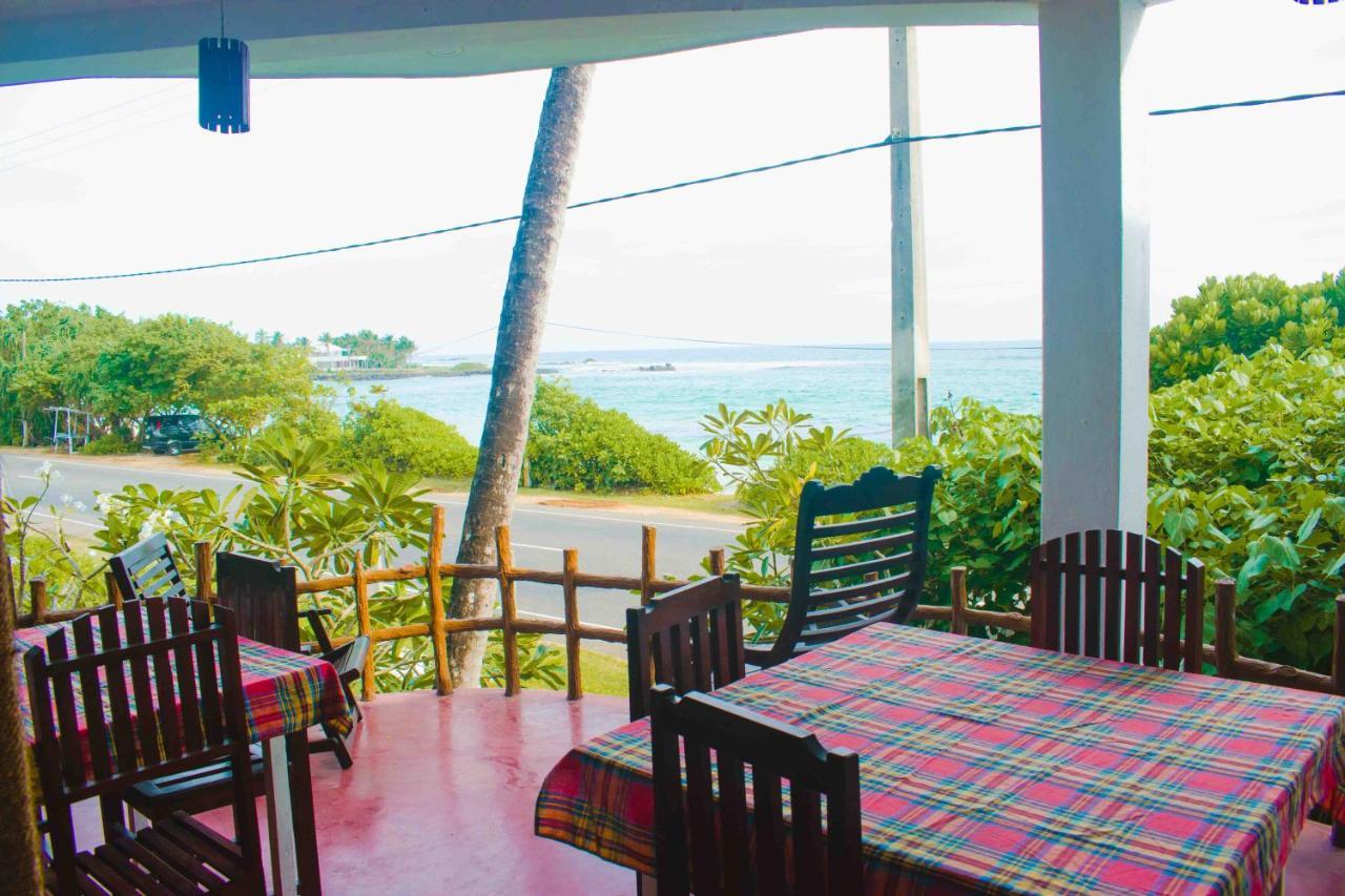 Surfers Paradise Weligama Exterior photo
